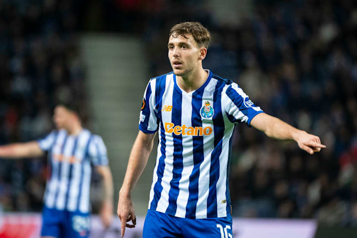 Nicolás González