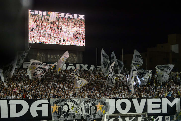 Santos Unveils Neymar As New Singnig