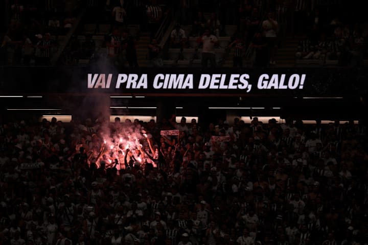 FBL-LIBERTADORES-MINEIRO-RIVER-FANS