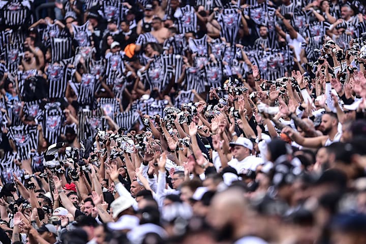 Corinthians v Gremio - Brasileirao 2025