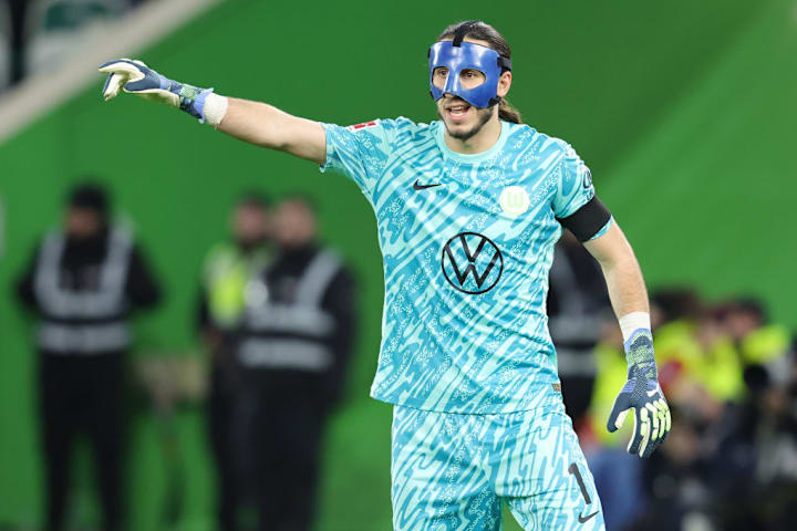 VfL Wolfsburg v Borussia Dortmund - Bundesliga