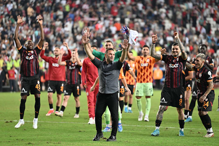 Onvo Antalyaspor v Galatasaray - Turkish Super Lig