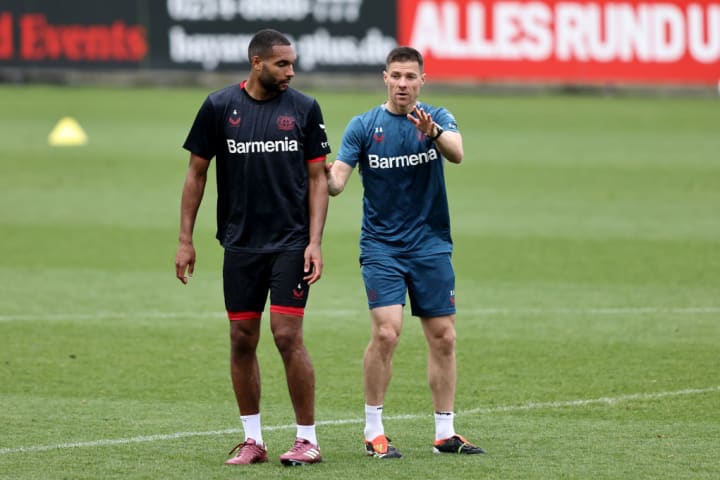 Jonathan Tah, Xabi Alonso