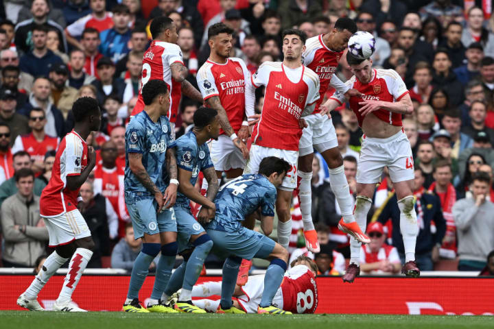 Arsenal FC v Aston Villa - Premier League