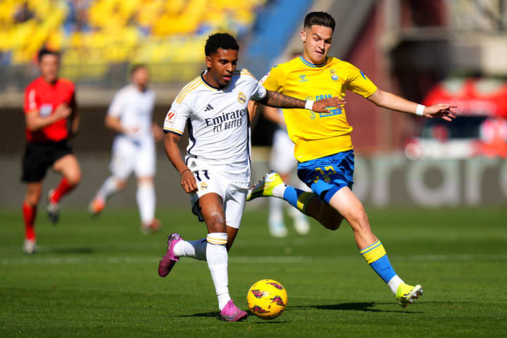 Rodrygo, Mika Marmol