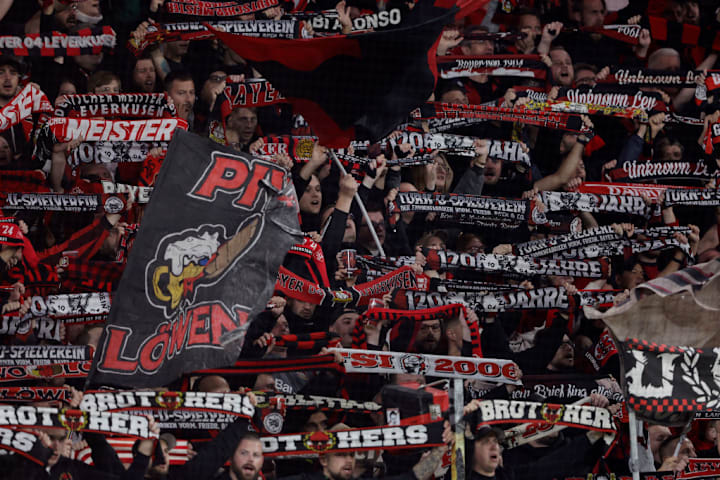 Bayer Leverkusen v AC Milan - UEFA Champions League