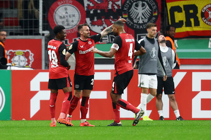 Aleix Garcia, Nathan Tella, Jonathan Tah