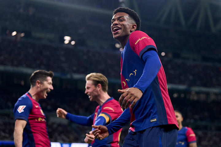 Alejandro Balde, Robert Lewandowski, Frenkie de Jong