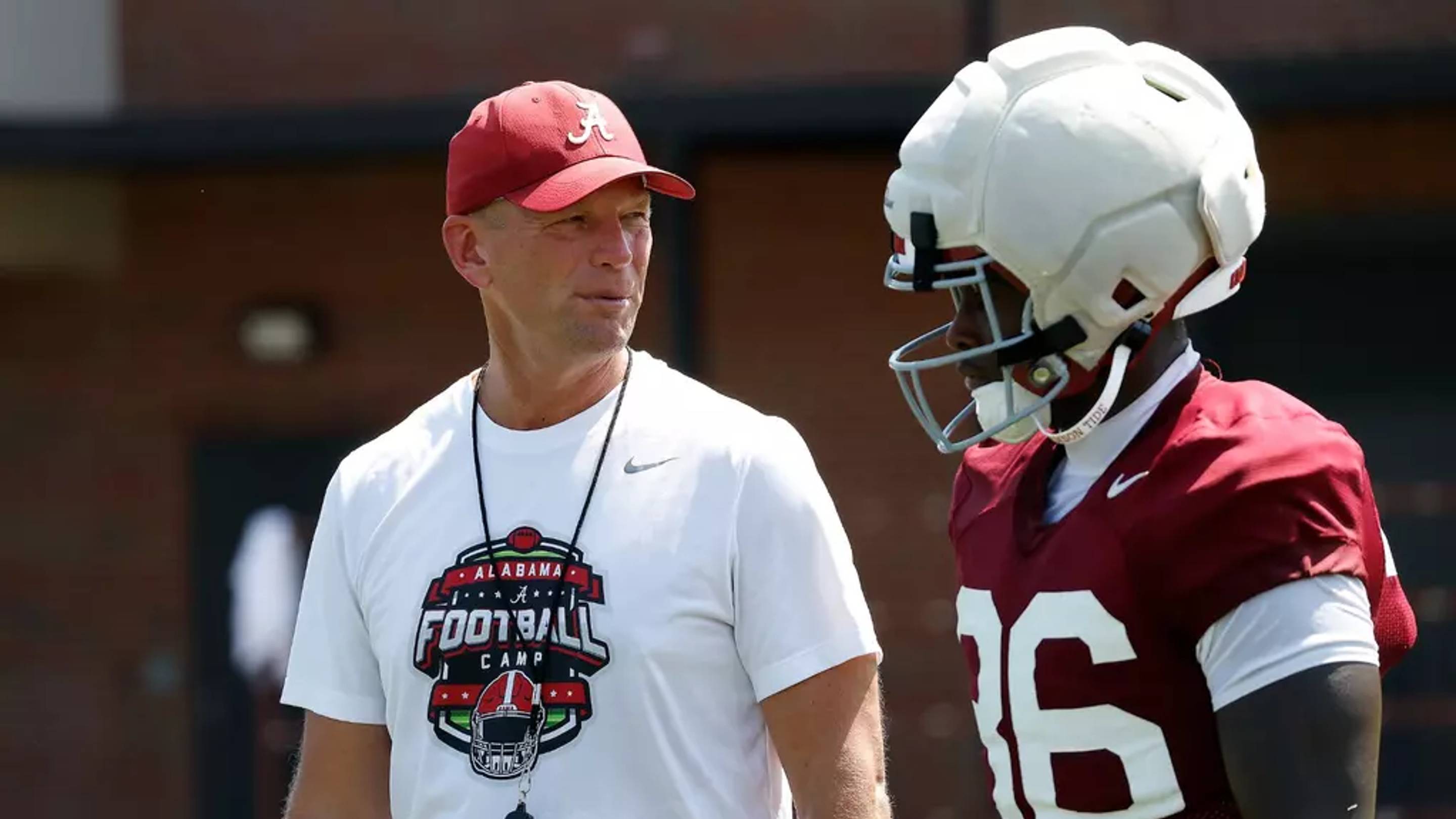 Alabama Football's Underdog Narrative: DeBoer Embraces the Challenge
