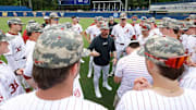 Alabama baseball coach Rob Vaughn addresses his team.