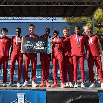 The University of Alabama Track and Field Team during the NCAA Cross Country South Regional Championships at John Hunt Running Park in Huntsville, on Friday, Nov 14, 2025. Photo by Nolan Clark