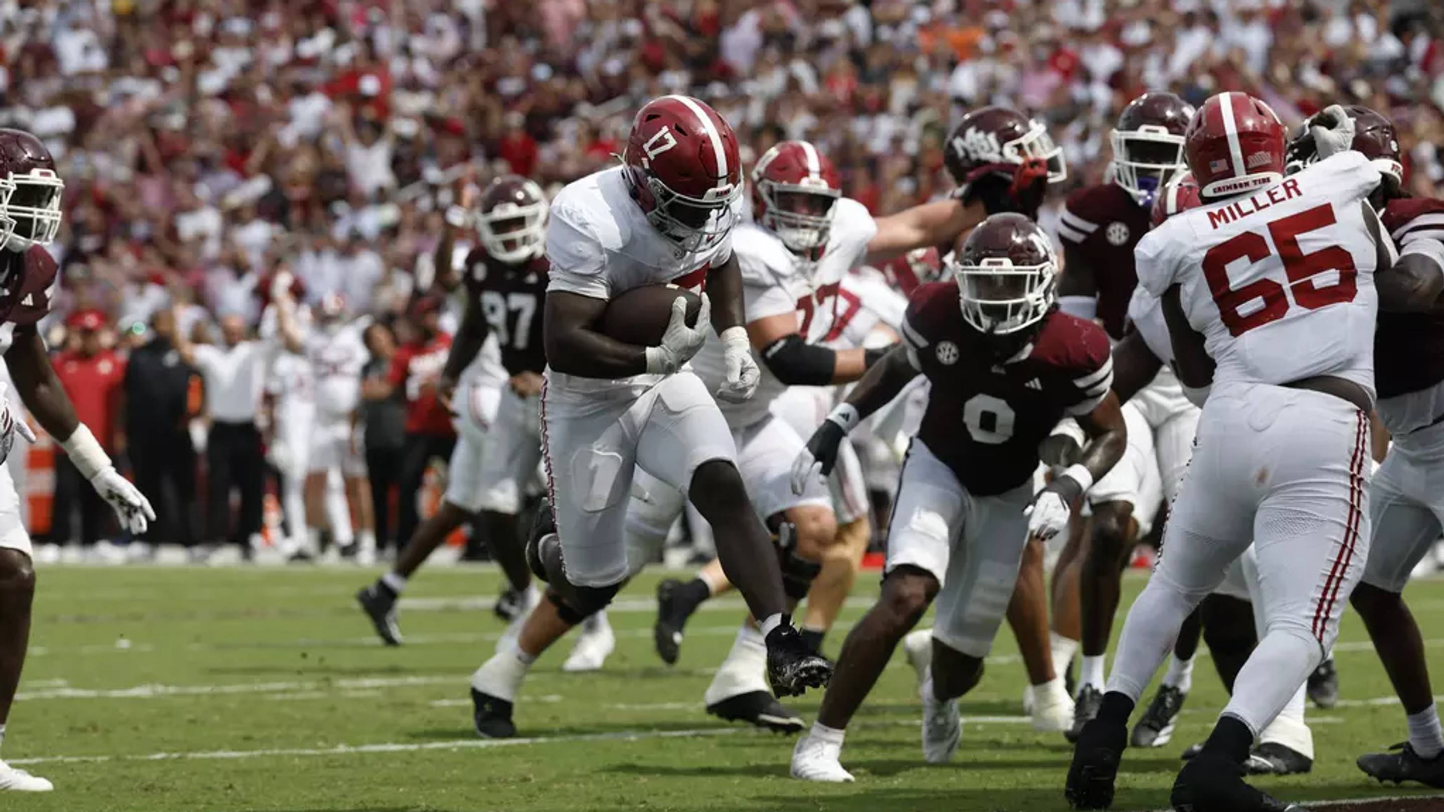 How New Position Coach Helped Alabama OL Be Better Prepared for 'Spot Duty'