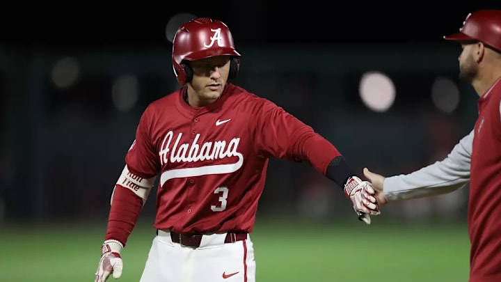 Kade Snell (3) in a game against Tennessee.