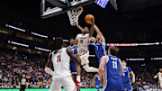 Alabama forward Mouhamed Dioubate (10) in action against Kentucky at Bridgestone Arena in Nashville, TN during the SEC Tournament on Friday, Mar 14, 2025.