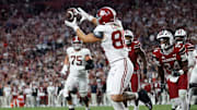 Alabama Tight End Josh Cuevas (80) catches a pass against South Carolina at Williams-Brice Stadium in Columbia, SC on Saturday, Oct 25, 2025.