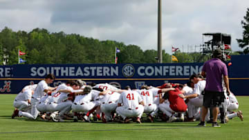 An Alabama baseball team huddle at the SEC Tournament.