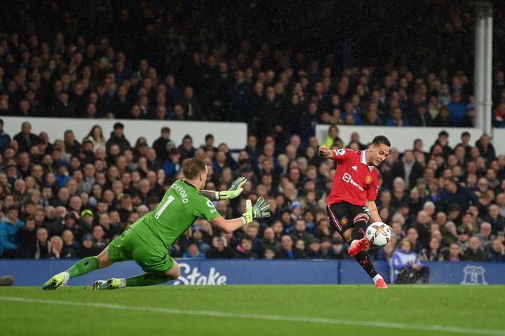 Antony, Jordan Pickford
