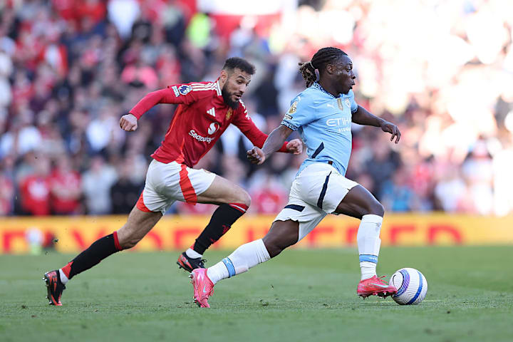 Jeremy Doku, Noussair Mazraoui