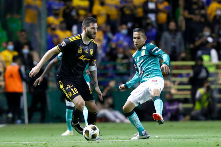 André-Pierre Gignac, José Ramírez
