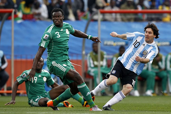 Chinedu Ogbuke Obasi, Lionel Messi, Taye Taiwo