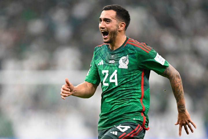 TOPSHOT-FBL-WC-2022-MATCH40-KSA-MEX
