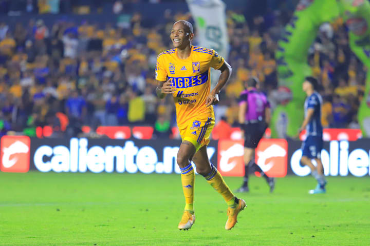 Luis Quiñones