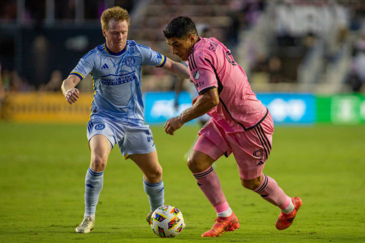 Luis Suarez, Dax McCarthy