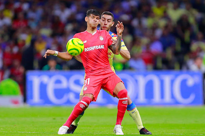 Robert Morales, Sebastian Caceres