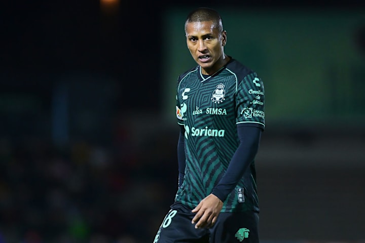 Pedro Aquino