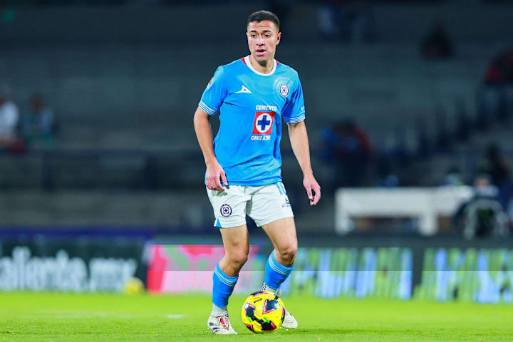 Andres Montaño