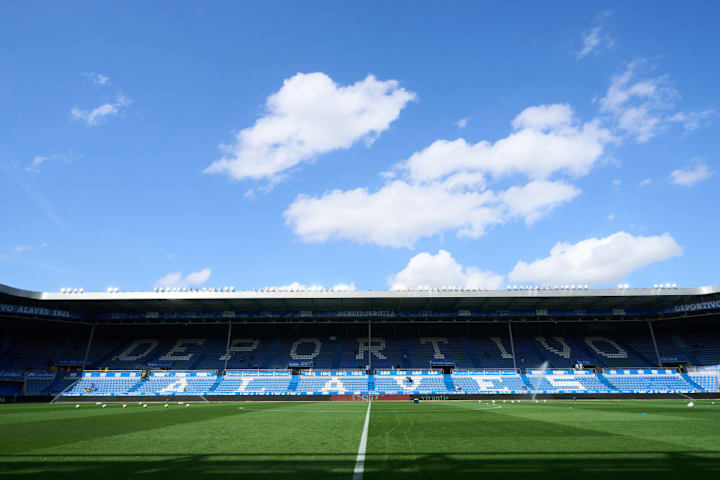 Deportivo Alaves v UD Las Palmas  - La Liga EA Sports