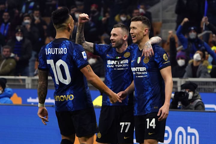 Ivan Peresic, Marcelo Brozovic, Lautaro Martinez