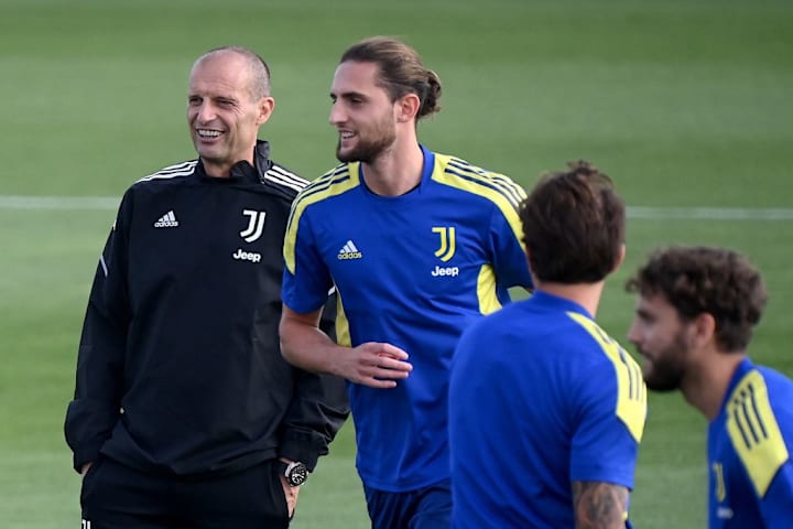 FBL-EUR-C1-JUVENTUS-TRAINING