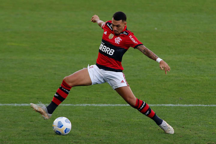 Matheuzinho Flamengo Lateral-direito Seleção 32ª rodada Campeonato Brasileiro