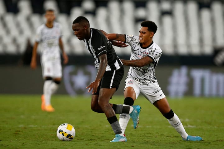 Patrick de Paula Mercado Janela Botafogo Série A Campeonato Brasileiro