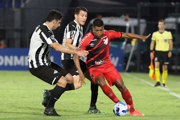 Pedro Rocha Diego Viera Athletico-PR Libertadores Campanha Fase Grupos