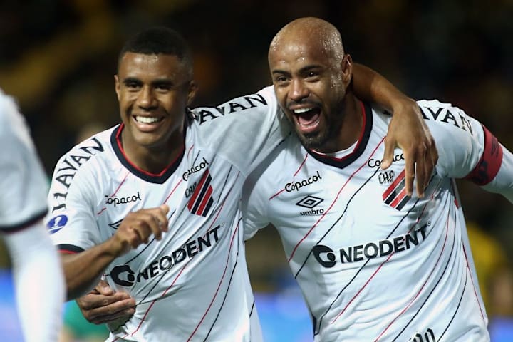 Erick Athletico-PR Brasileirão