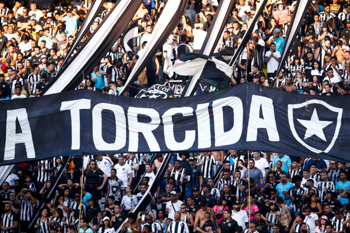 Botafogo atua em casa na 17ª rodada do Brasileirão.