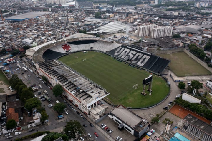 Dia de Vasco em São Januário. 