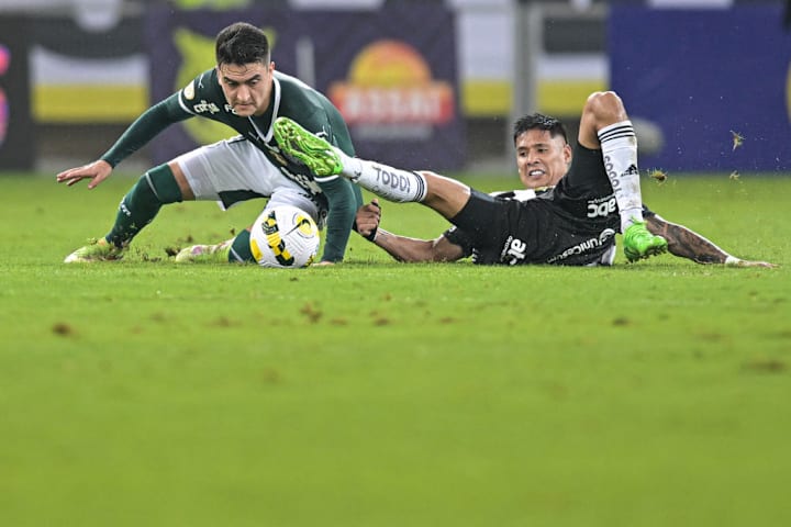 Matias Zaracho Joaquín Piquerez Palmeiras Atlético-MG Campeonato Brasileiro Brasileirão