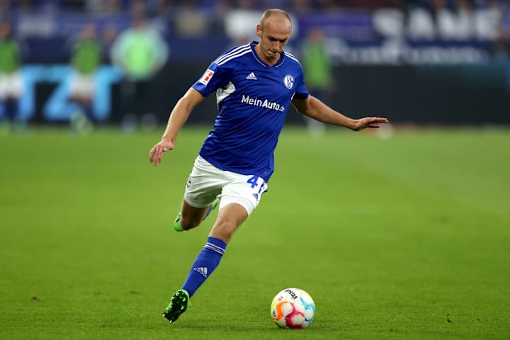 Henning Matriciani Schalke Escalação Bundesliga Campeonato Alemão