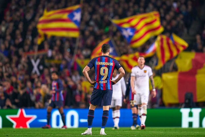 FC Barcelona v Manchester United: Knockout Round Play-Off Leg One - UEFA Europa League