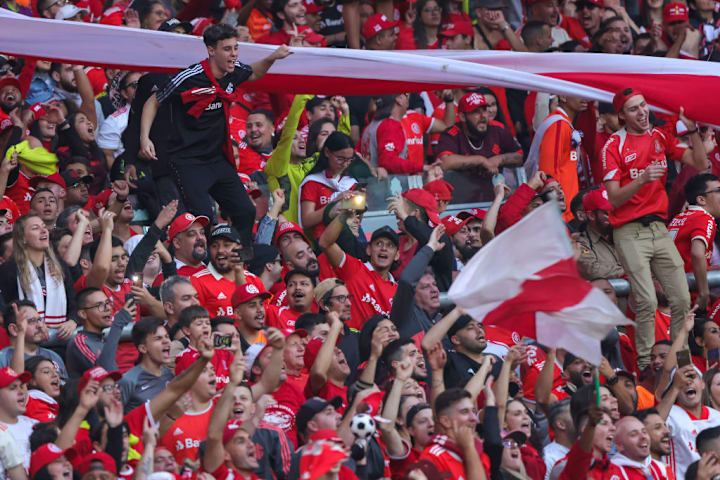 Internacional v Atletico Mineiro - Brasileirao 2022