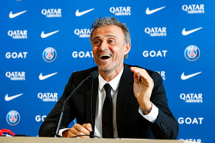 Luis Enrique Técnico Treinador PSG Futebol Neymar