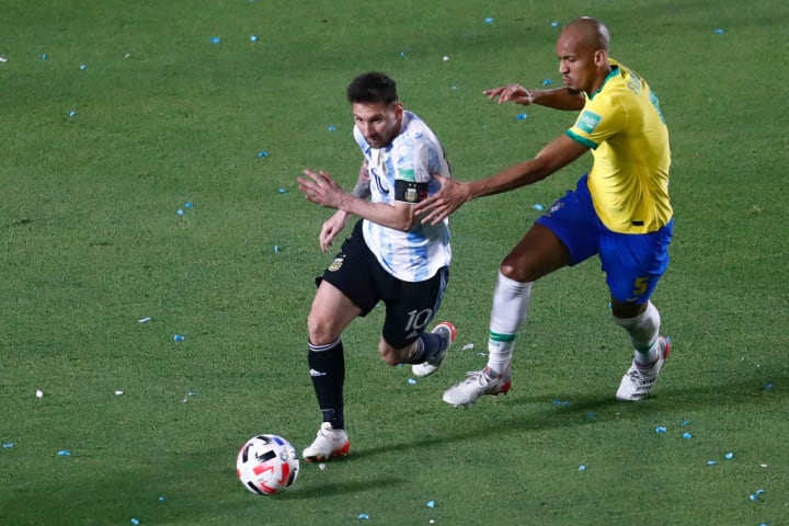 Fabinho Lionel Messi Brasil Argentina Seleção Brasileira Eliminatórias