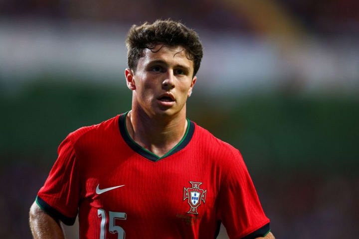 João Neves, de Portugal