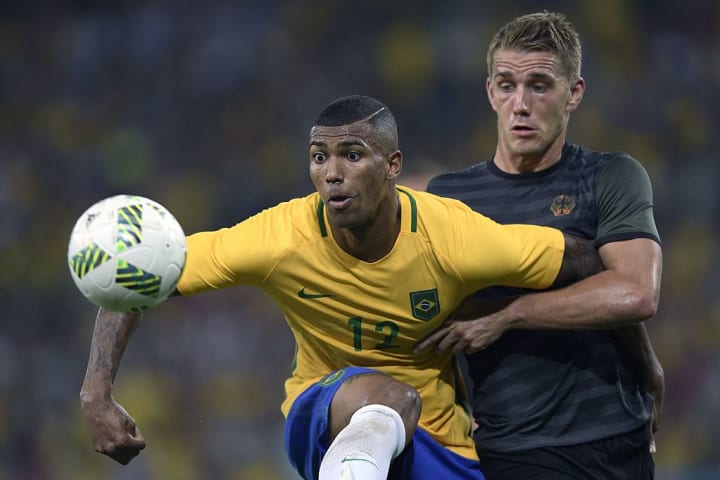 Walace, volante anunciado pelo Cruzeiro e campeão olímpico em 201