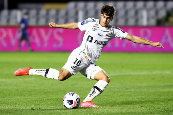 Gabriel Pirani, meio-campista que interessa ao Corinthian