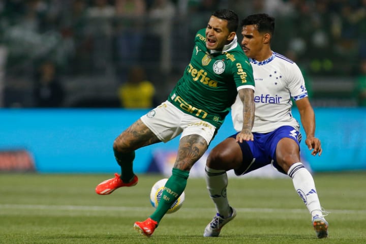 Dudu e Kaiki Bruno, em Palmeiras x Cruzeiro pelo Brasileirão 202