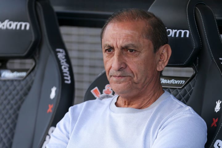 Ramon Diaz, técnico do Corinthian